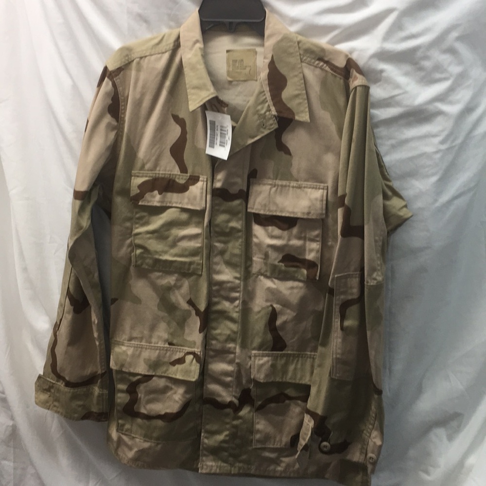 COPY - NEW !!! US Army coat  NWT coat med X-long